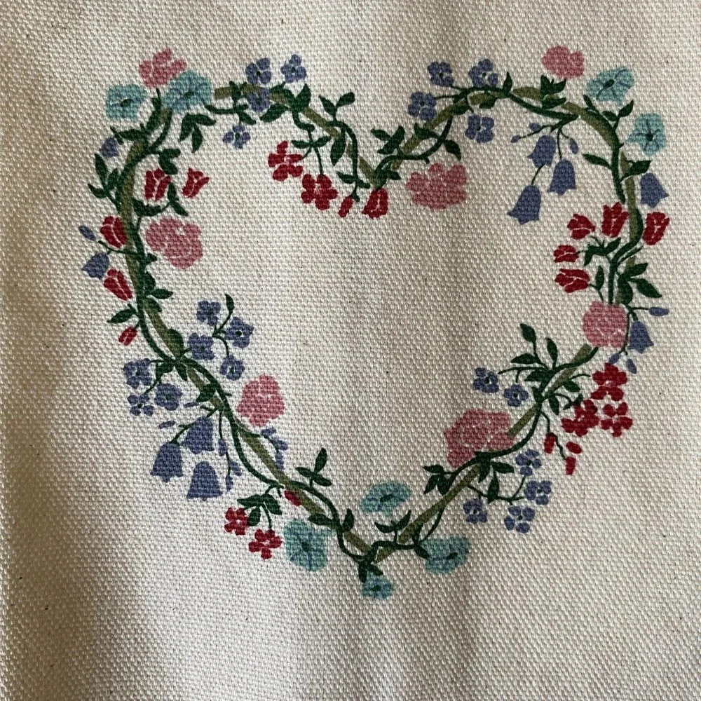 N/A small linen